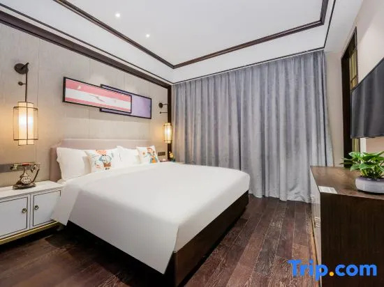 Standard Double room with sunrise view (full double bed)