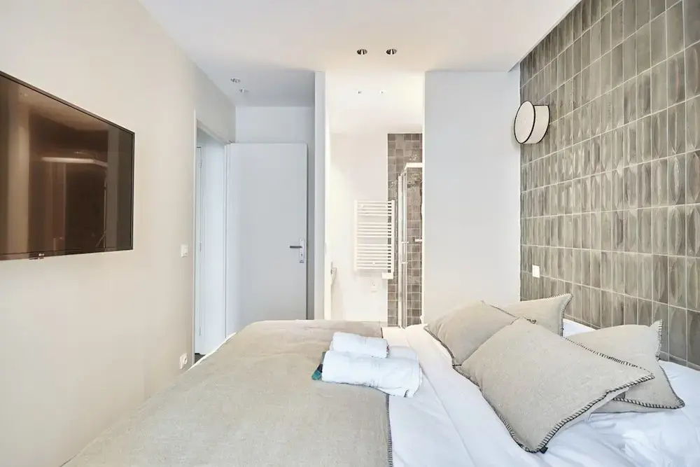 Modern 2 Bedrooms Apartment Le Marais/ Beaubourg — фото
