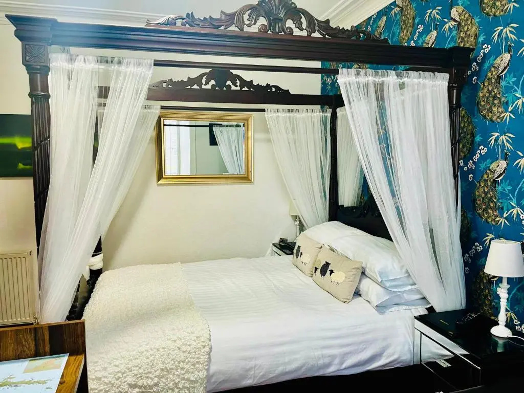 Standard Double room with garden view (full double bed)