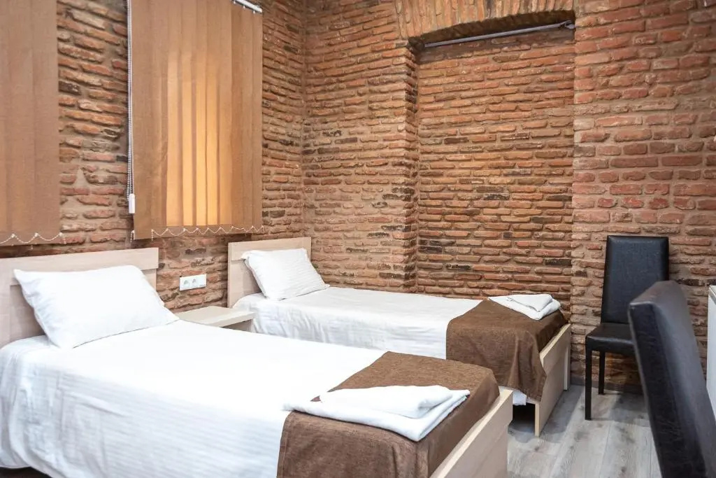 Tiflis Hotel - Chambres