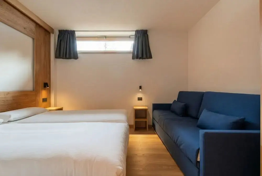 2 Bedrooms Basement Apartment