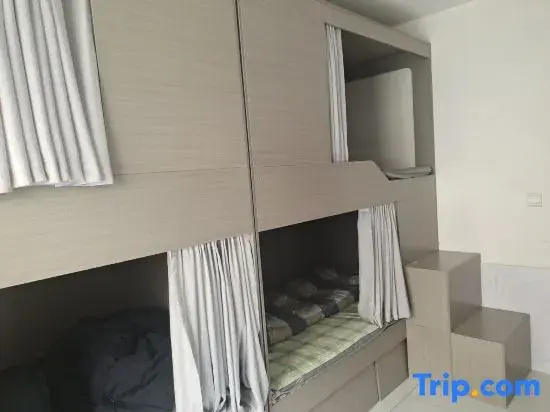 Bed in Dorm (male dorm)