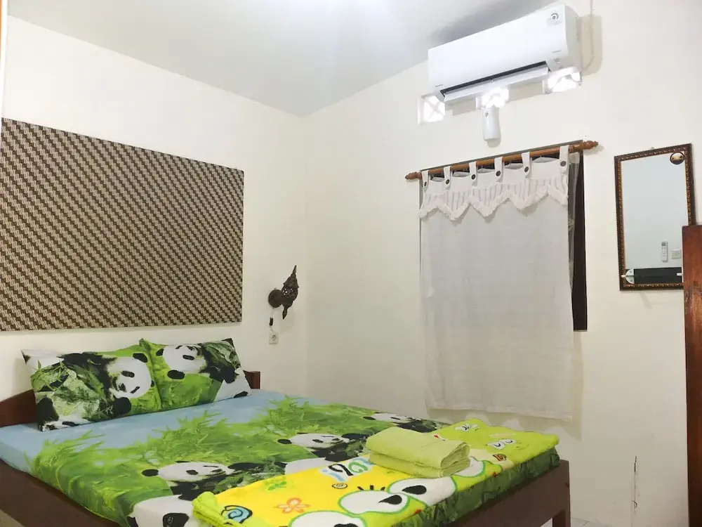 Standard Double room (full double bed)