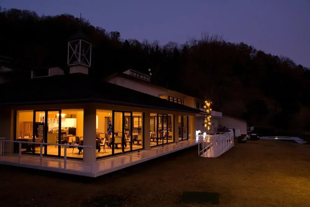 L'Hotel du Lac
