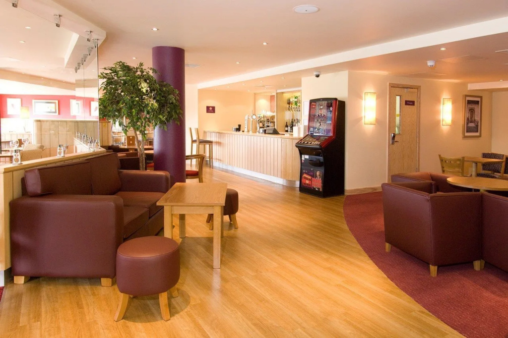 Premier Inn Cambridge - A14 J32 - Général