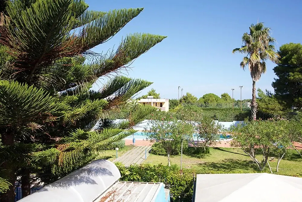 Glicine Apartment With Pool in Residence