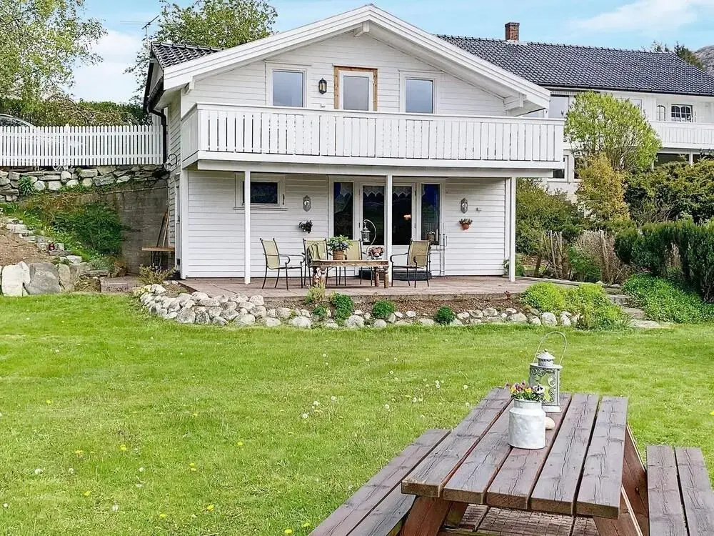 4 Person Holiday Home In Tau