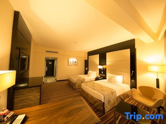 Ramada Colombo