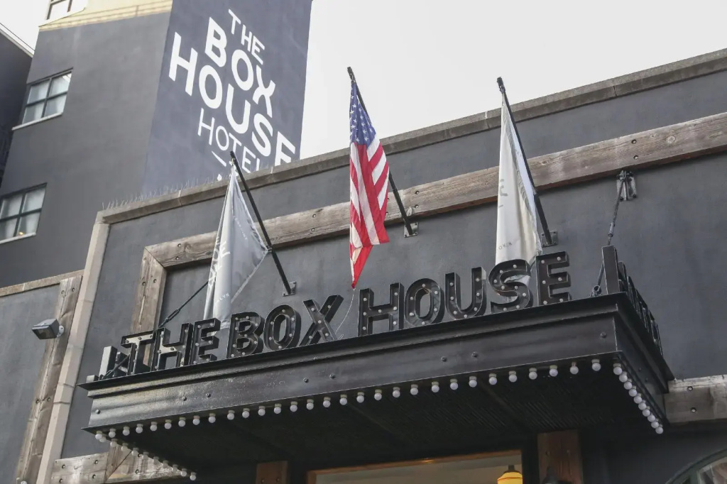 The Box House Hotel — фото