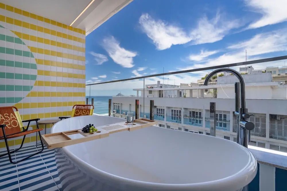 Sea View and Balcony With Bathtub Q2