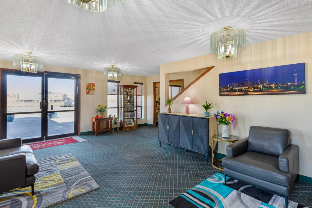Hotel photo 30