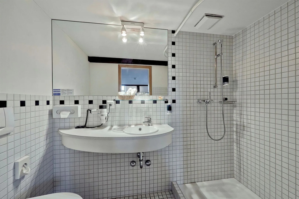 Tailormade Hotel RÜDEN Schaffhausen by null