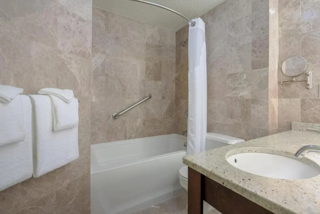 Holiday Inn Hyannis by IHG - Chambres