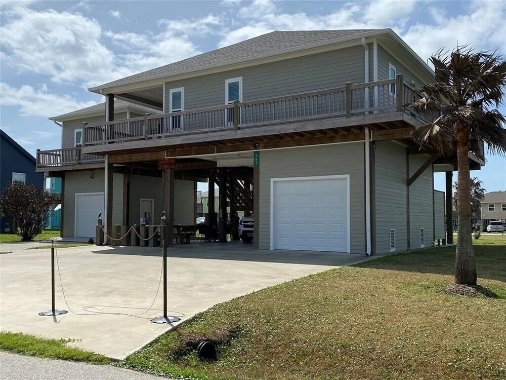 Sea Beauty 3 Bedroom Home by Redawning