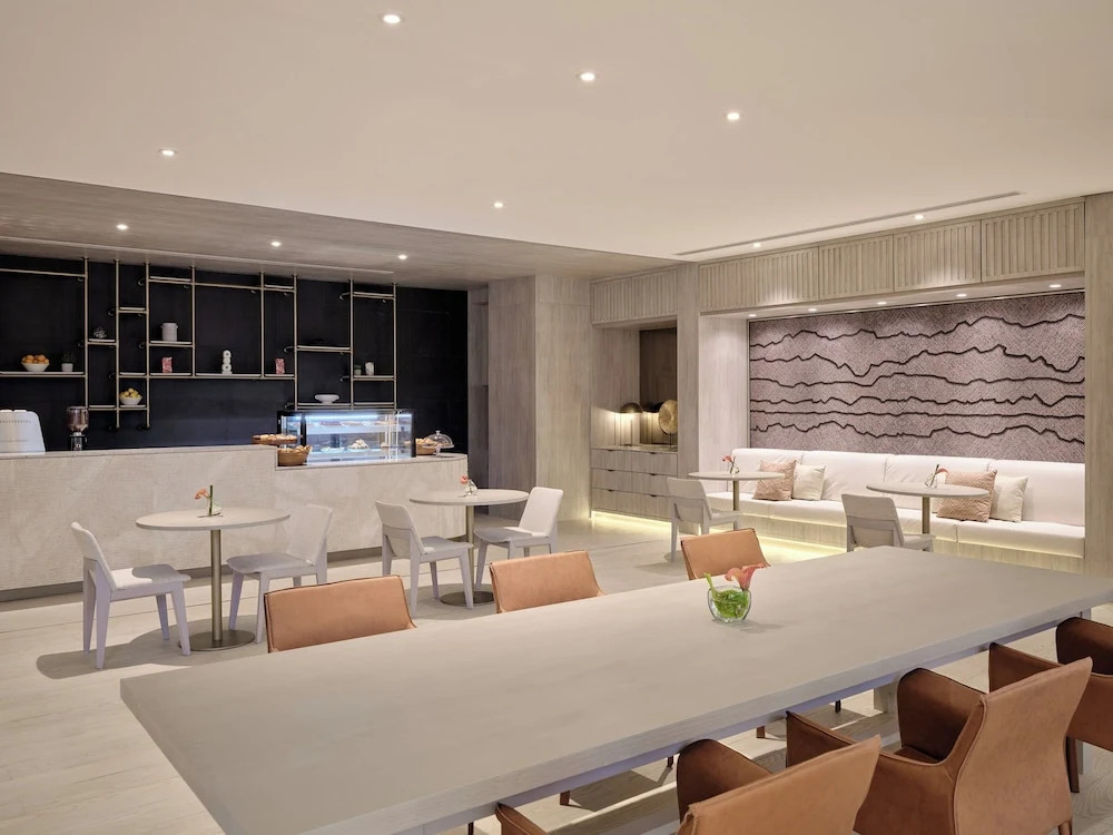 Arabella Beach Hotel Kuwait, Vignette Collection by IHG - фото 22