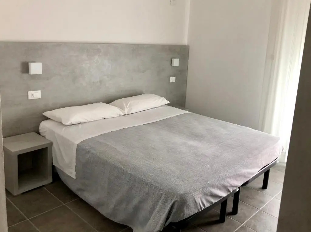 Standard Double room with balcony (full double bed)