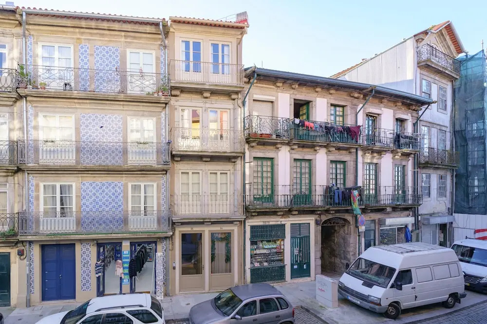 N Apartments - Chã