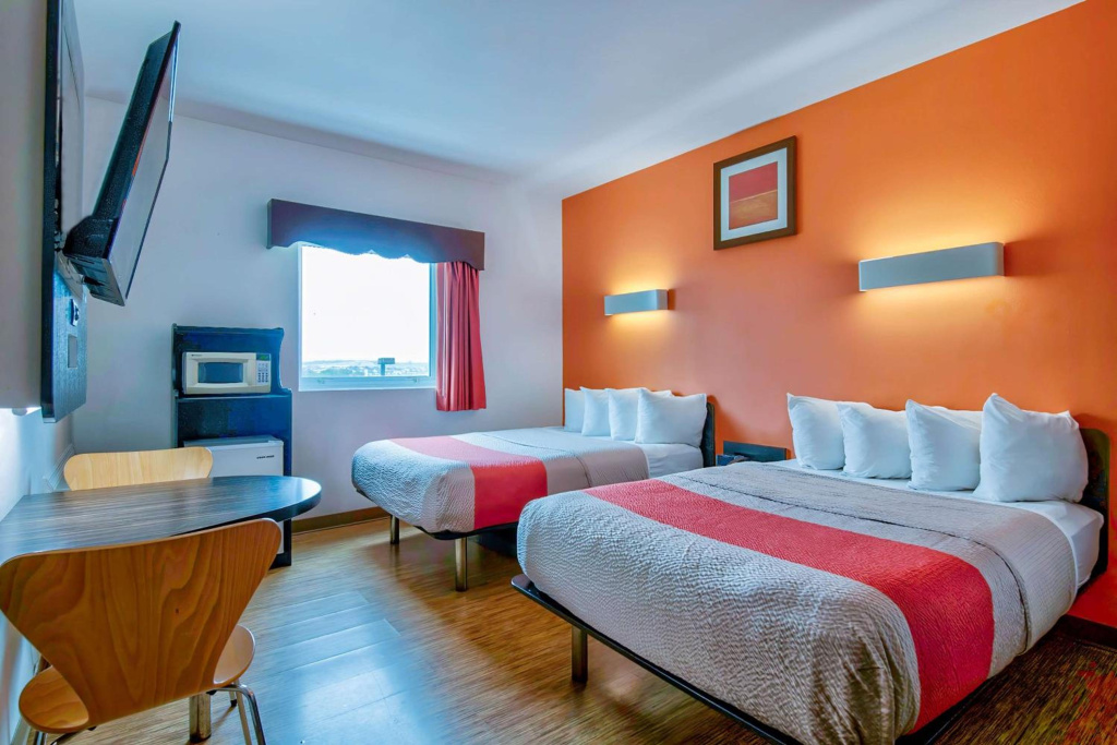 Hotel photo 13