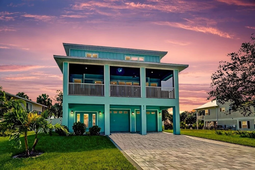 836 San Carlos Drive 4 Bedroom Home