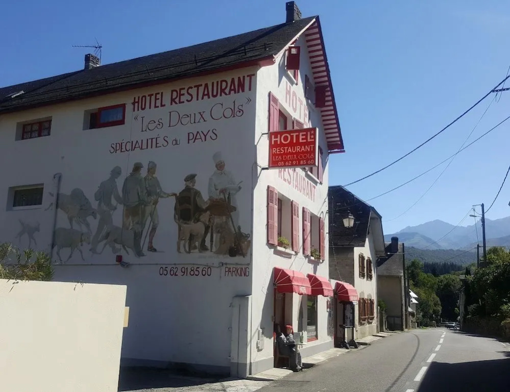 Hôtel les Deux Cols