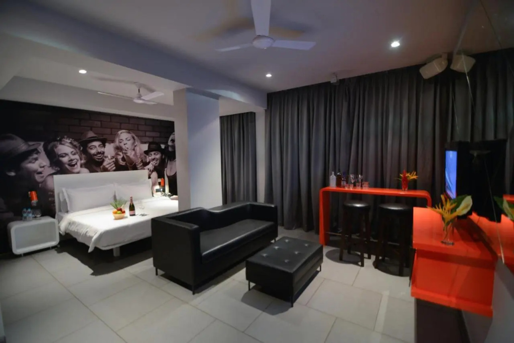 SinQ Party Hotel - Général