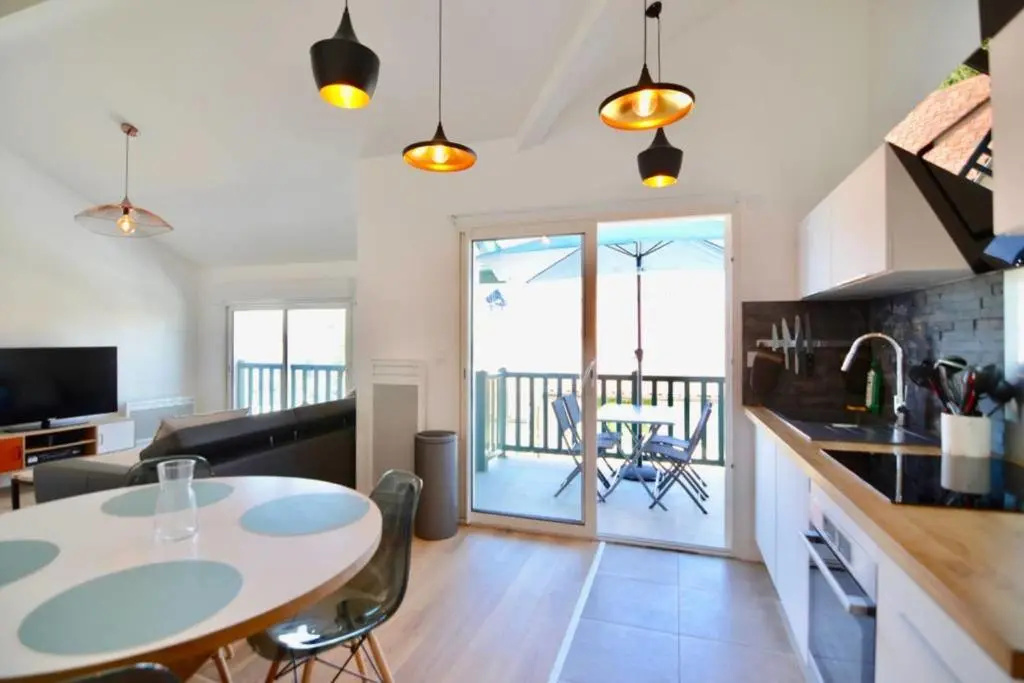 Voir la photo 2 — Coco Elaura Charming Duplex Apartment - 2 bedrooms - City center - WIFI