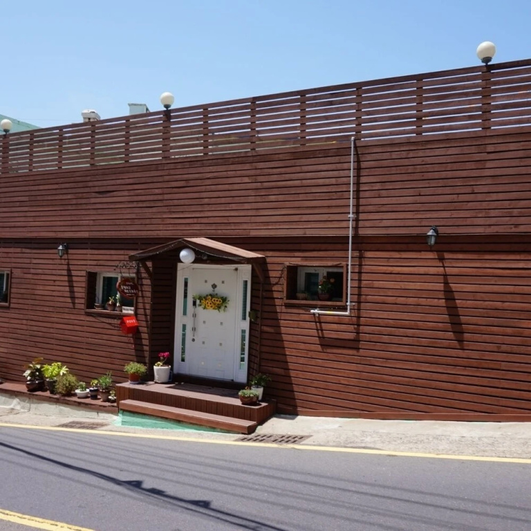 Tongyeongdaegyo Guesthouse - Hostel