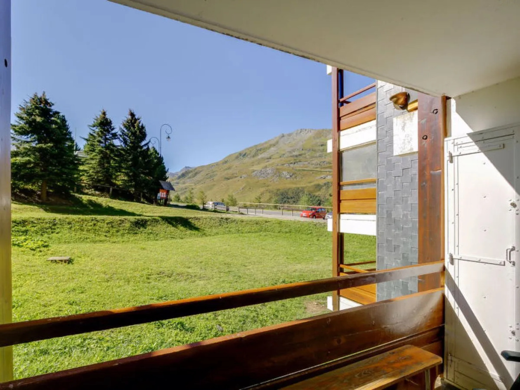 Balcony & Terrace