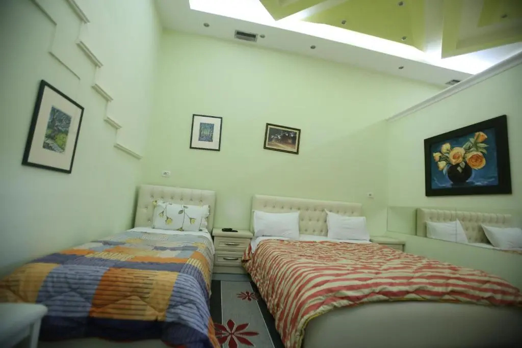 Economy room