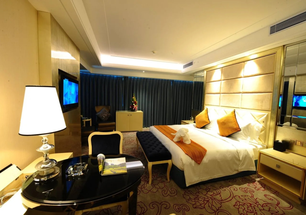 Sanya Beauty Crown Hotel