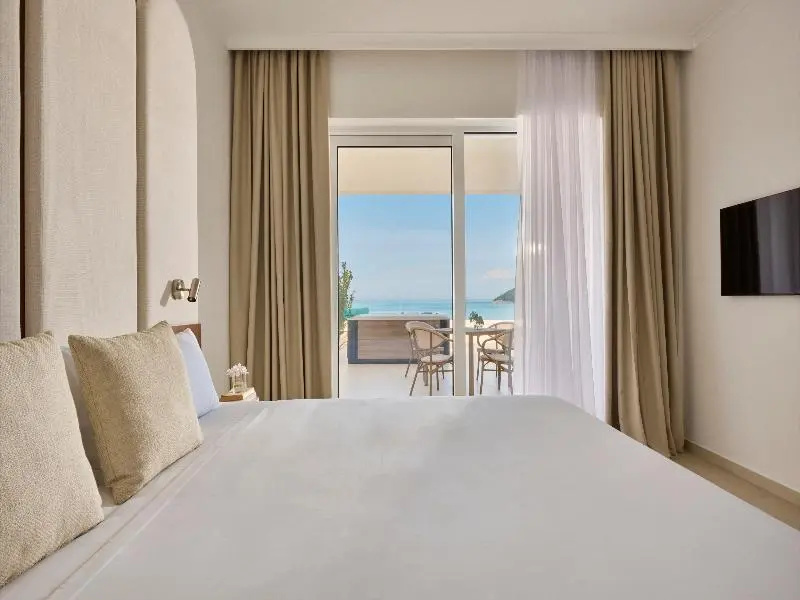 Suite with balcony and with sea view