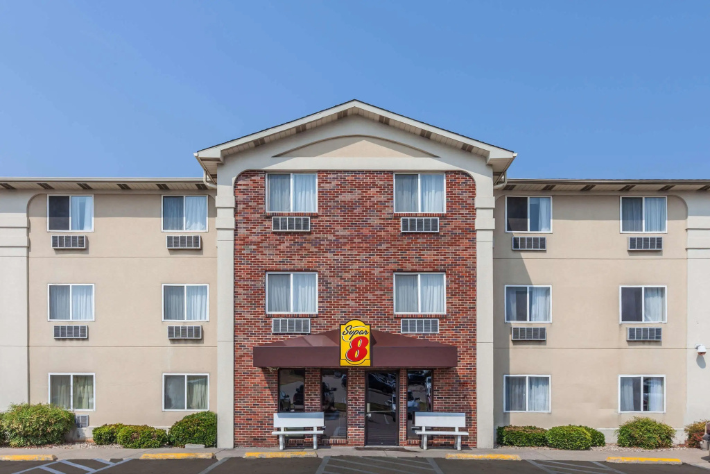 Super 8 by Wyndham Irving DFW Airport/South — фото