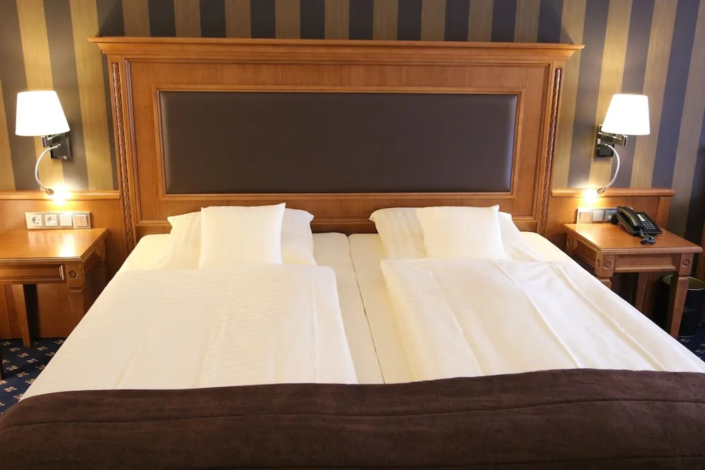 Superior Double room (full double bed)