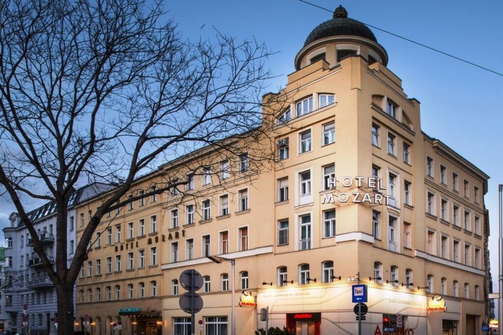 Hotel Mozart image