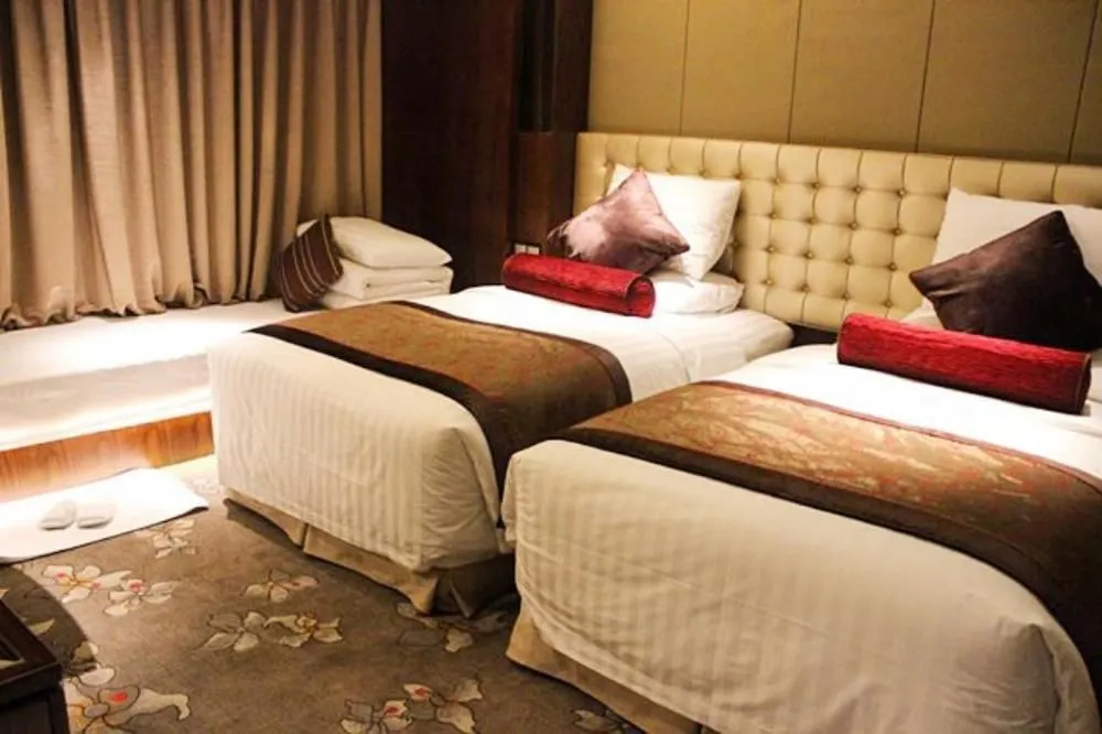 Jitang Kaiyuan New Century Hotel - фото 7
