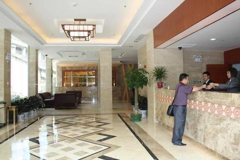 Lobby & Reception