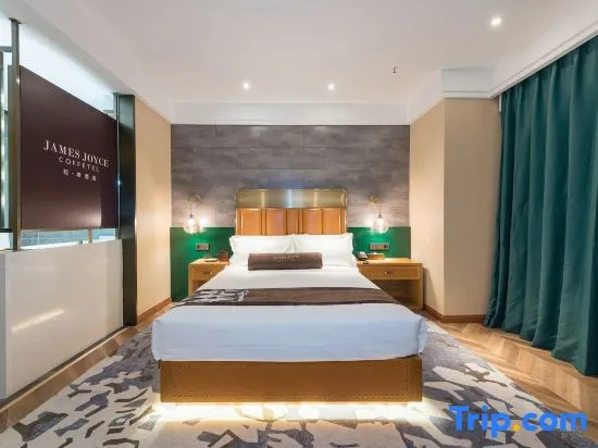 Deluxe Double room (full double bed)