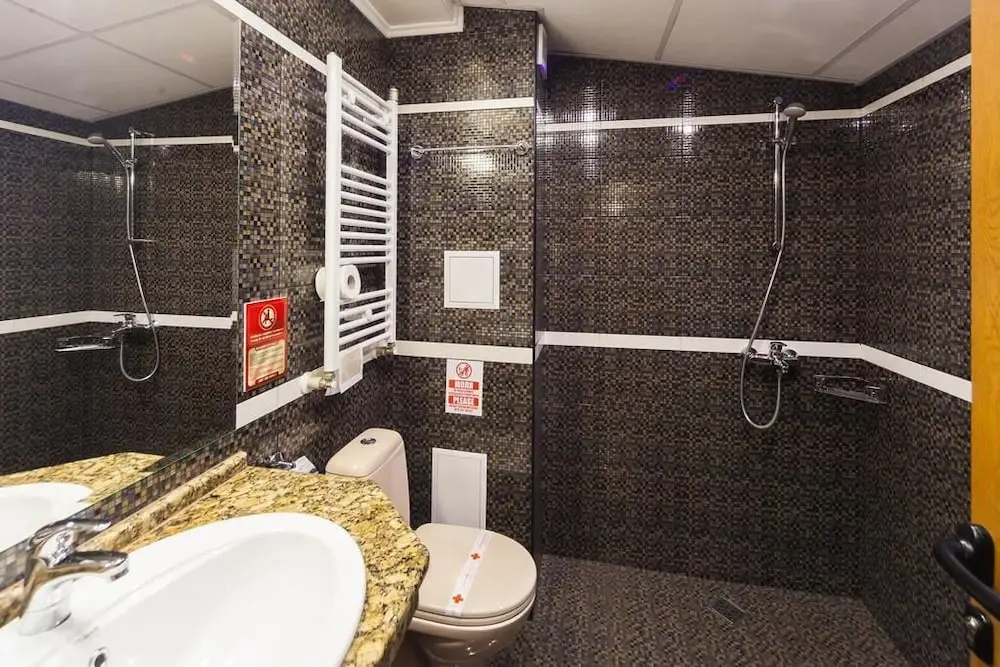 Park Hotel Sevastokrator - Chambres