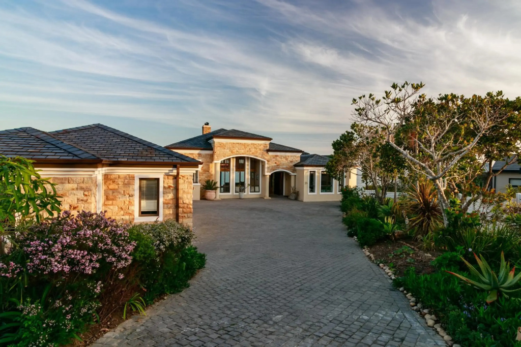Knysna, Pezula Golf Estate