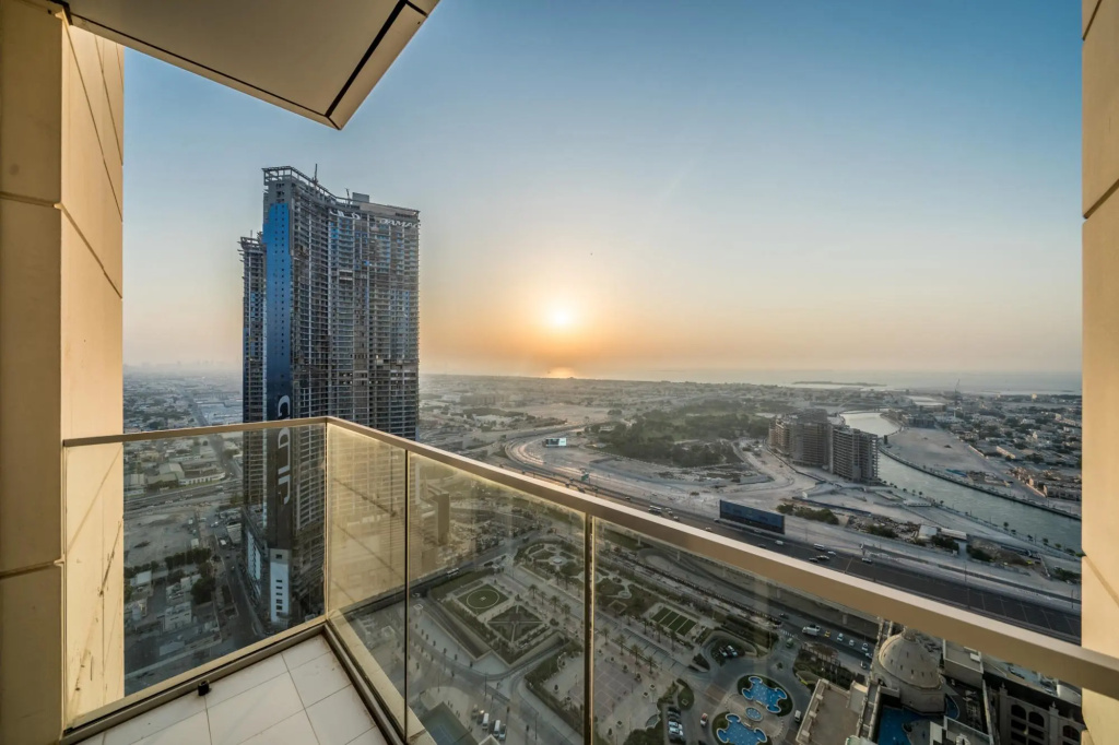 Al Habtoor City - Amna Tower 3701