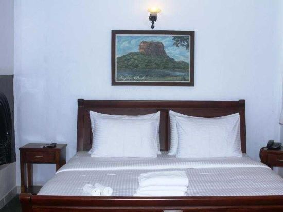The Rock Hotel