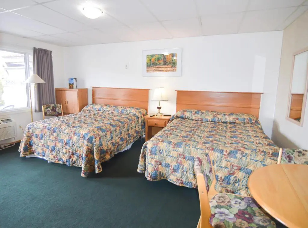 Deluxe Quadruple room