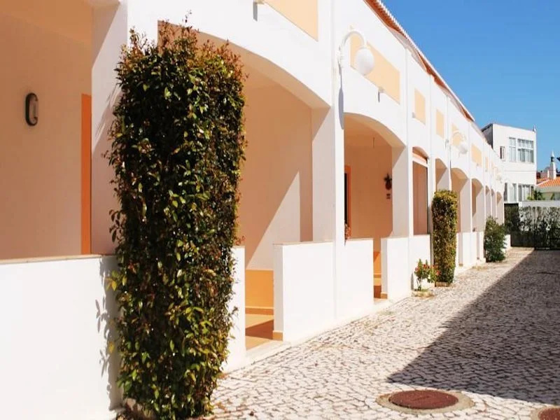 Oasis Beach Apartments