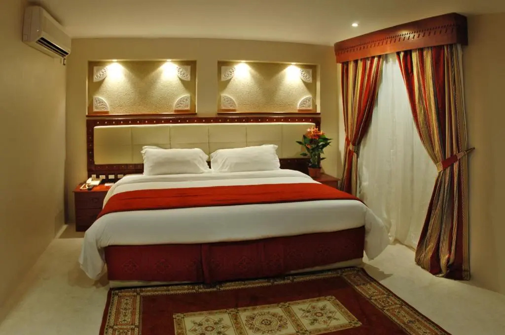 Al Liwan Suites — фото