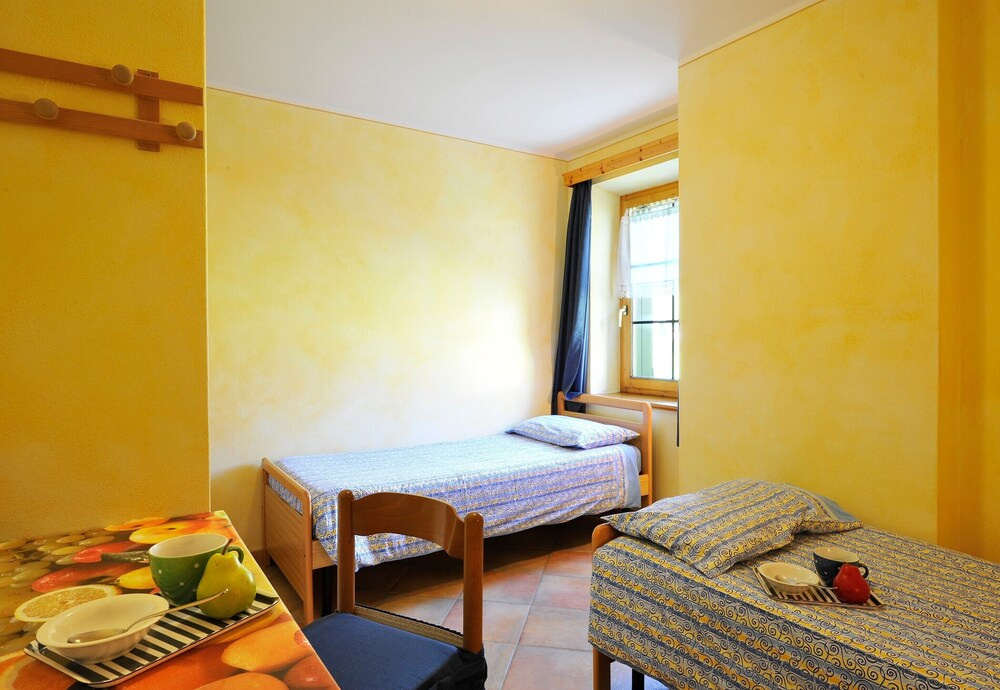 3 Bedrooms Family Apartment