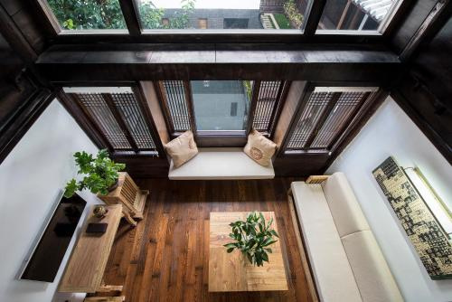 Balcony & Terrace