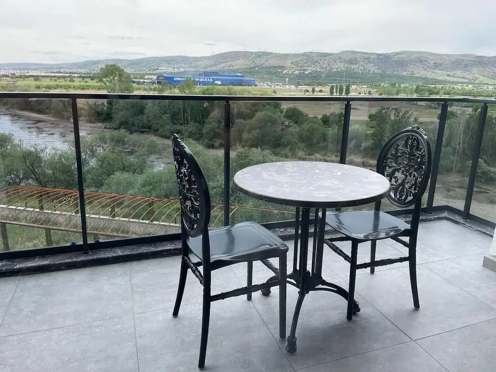 Deluxe Double room with river view (twin beds)