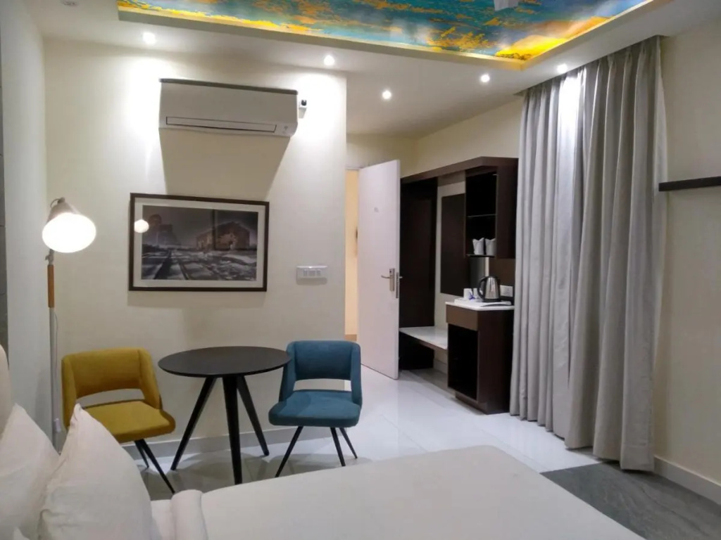 Hotel photo 12