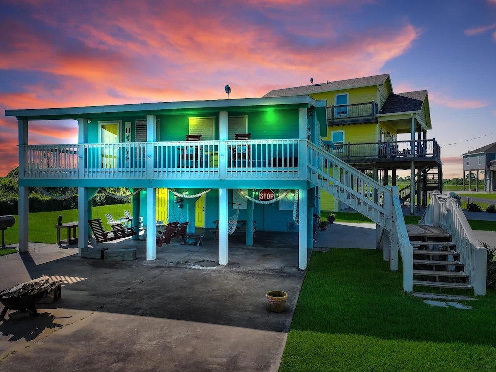 Sea Level 2 Bedroom Home