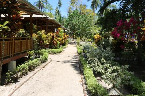 Two Fish Resort Bunaken - фото 2